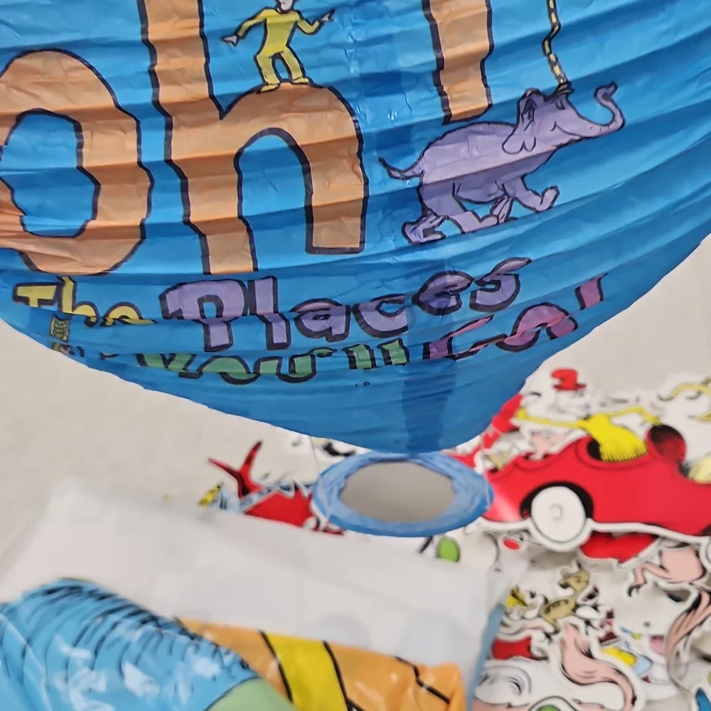Dr. Seuss Classroom Decor Set - Picture 3 of 6